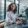 Digital Sales mit CPQ - Vertriebsmitarbeiterin arbeitet mit SAP CPQ